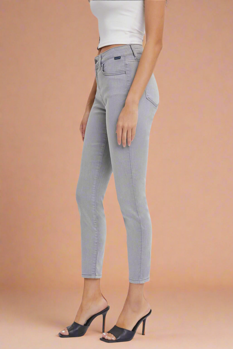 Mid Rise Crop Skinny - Grey