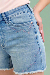 HW Western Embroidery Cut Off Shorts JB140