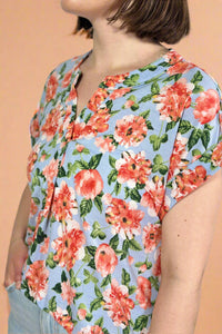 Short Sleeve Lizzy Top - Blue Floral