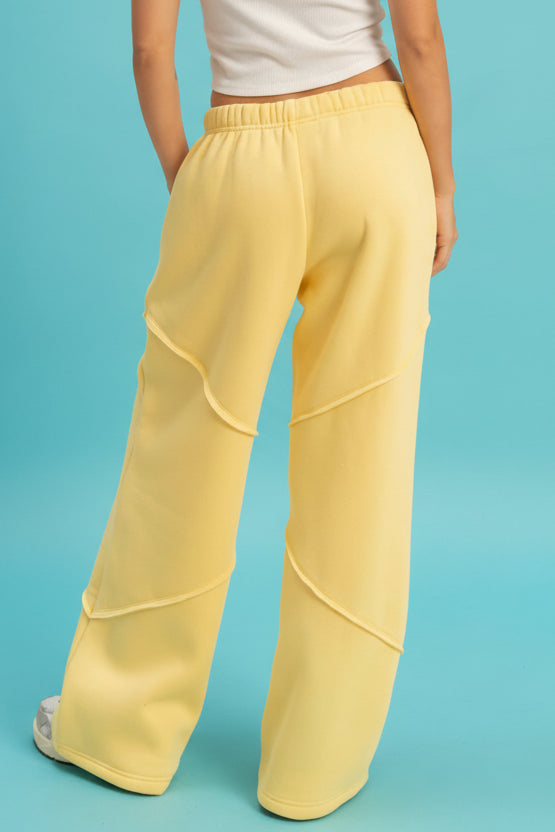 Relaxed Fit Jogger Pants - Eggnut