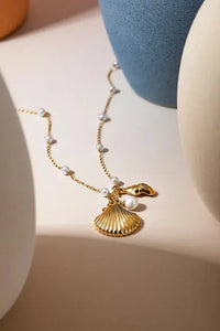 Shell Sea Pearl Necklace