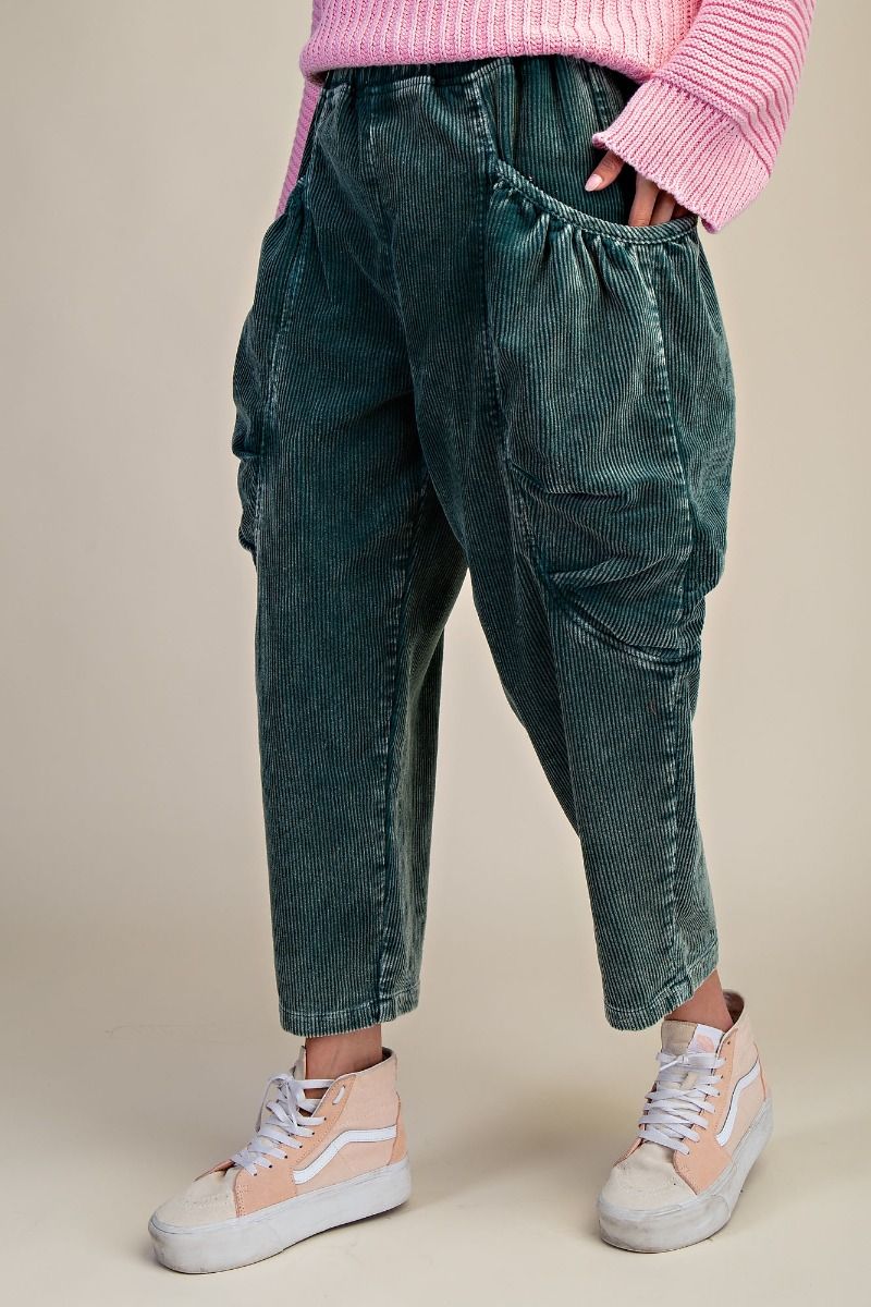 Washed Corduroy Barrel Pants - Pine