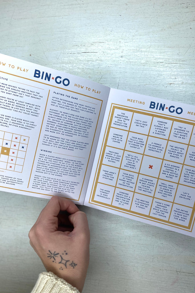 Bin-Go Endure a Wedding Bingo Book [Book]