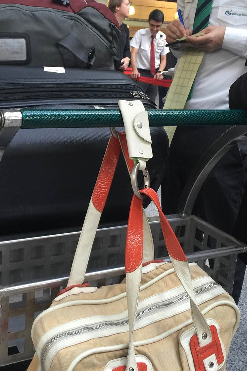 Handbag Handcuff